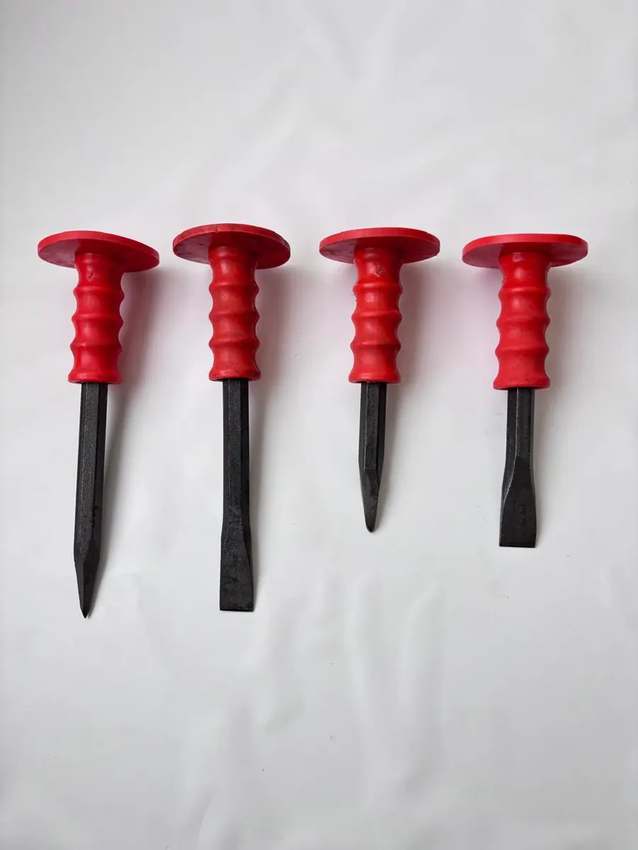 Masonry Chisel with Hand Guard
