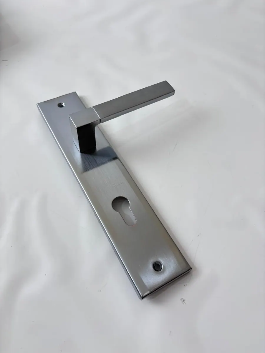 Hurricane Lever Handle Set